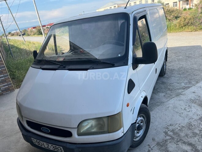Ford Transit-2