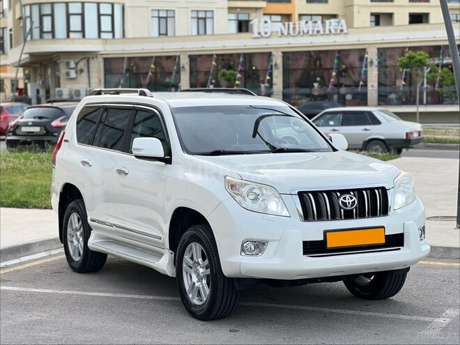 Toyota Land Cruiser Prado-6