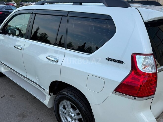 Toyota Land Cruiser Prado-11