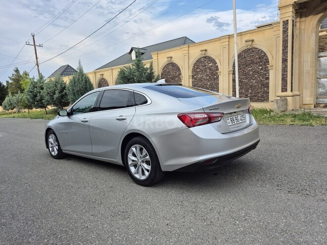 Chevrolet Malibu-5