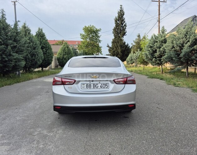 Chevrolet Malibu-6