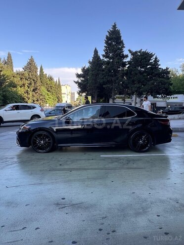 Toyota Camry-6