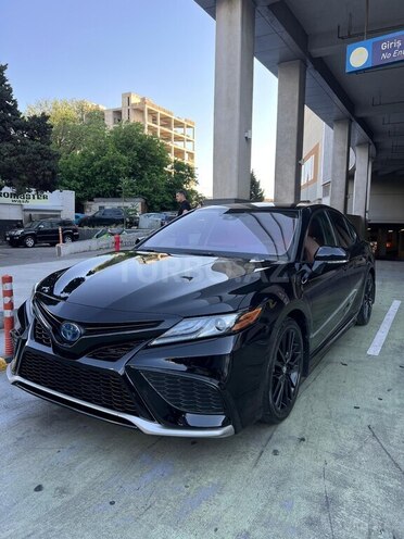 Toyota Camry-13