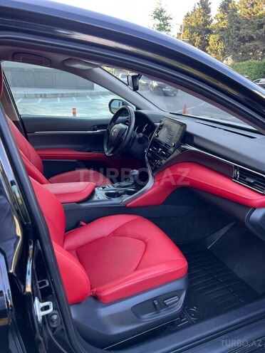 Toyota Camry-17