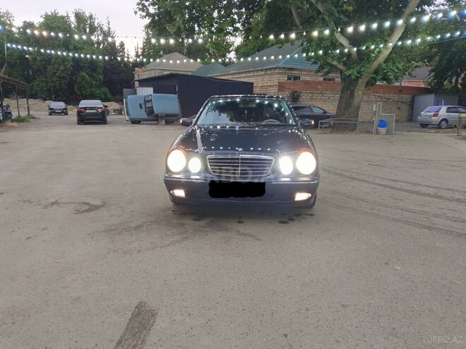 Mercedes E 320-3