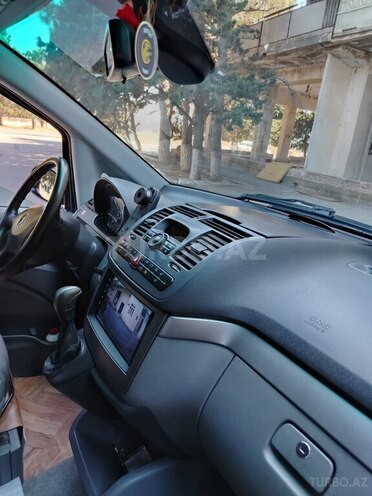 Mercedes Viano-6