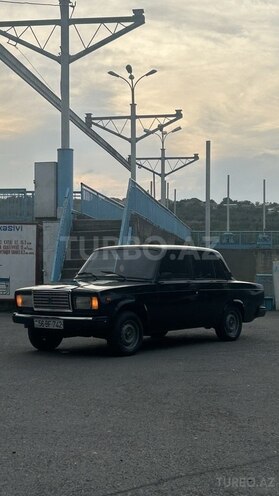 LADA (VAZ) 2107-2