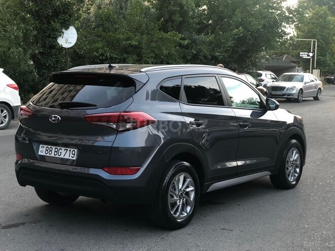 Hyundai Tucson-4