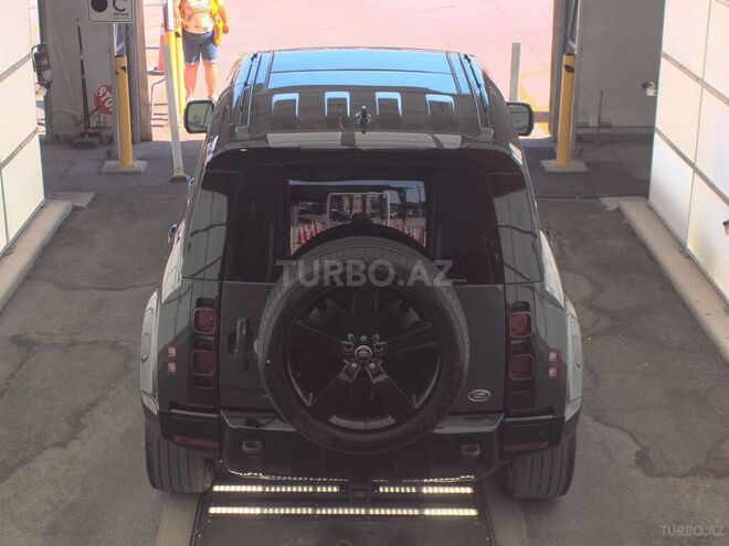Land Rover Defender-3
