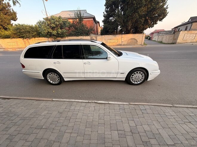 Mercedes E 220-6