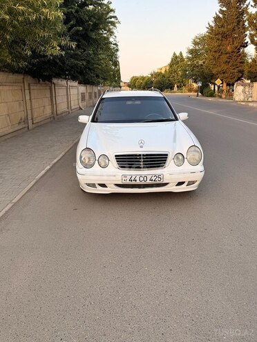 Mercedes E 220-8