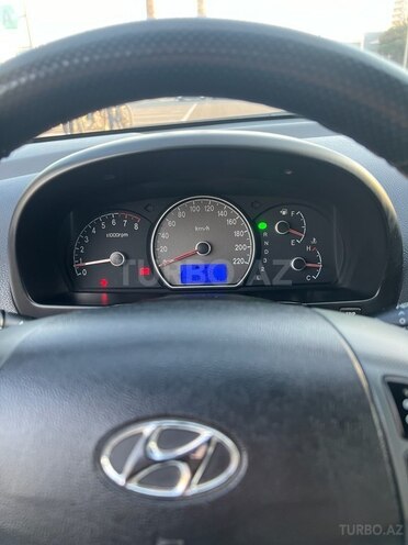 Hyundai Elantra-10