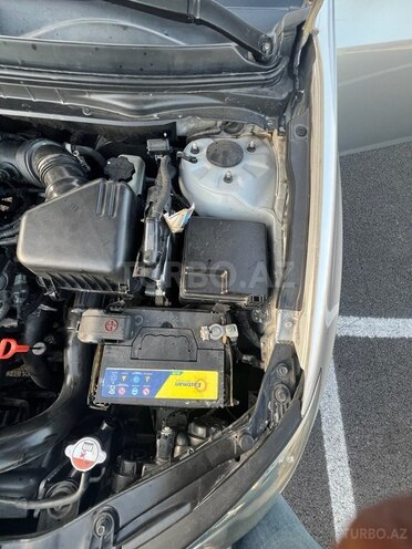 Hyundai Elantra-15
