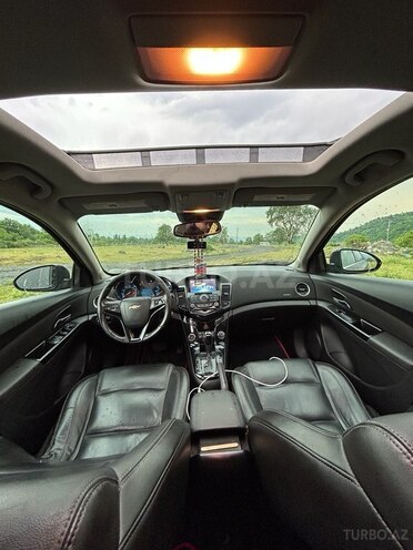 Chevrolet Cruze-9