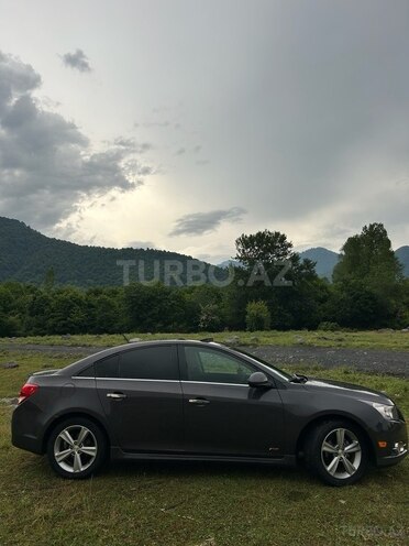 Chevrolet Cruze-4