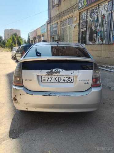 Toyota Prius-9