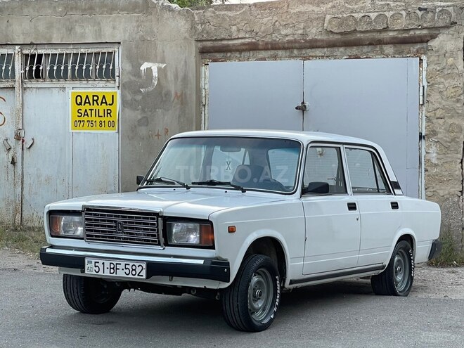 LADA (VAZ) 2107-10
