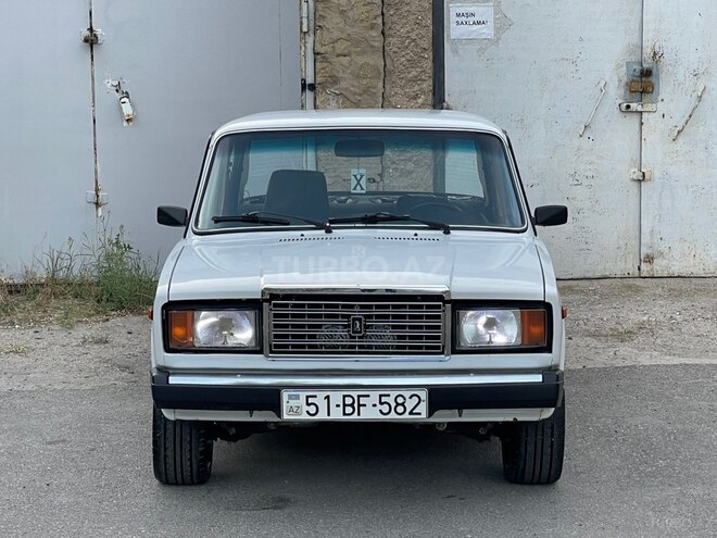 LADA (VAZ) 2107-6