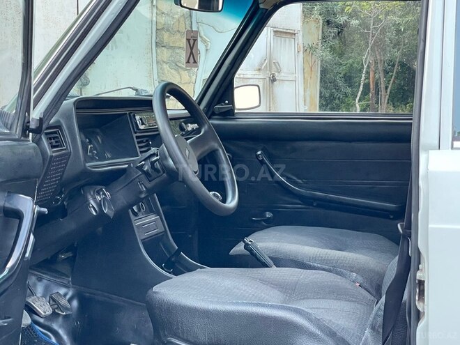 LADA (VAZ) 2107-15