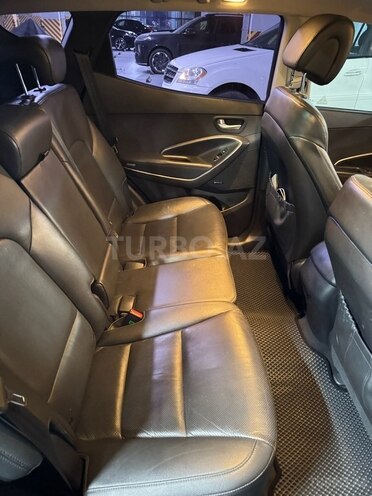 Hyundai Santa Fe-8