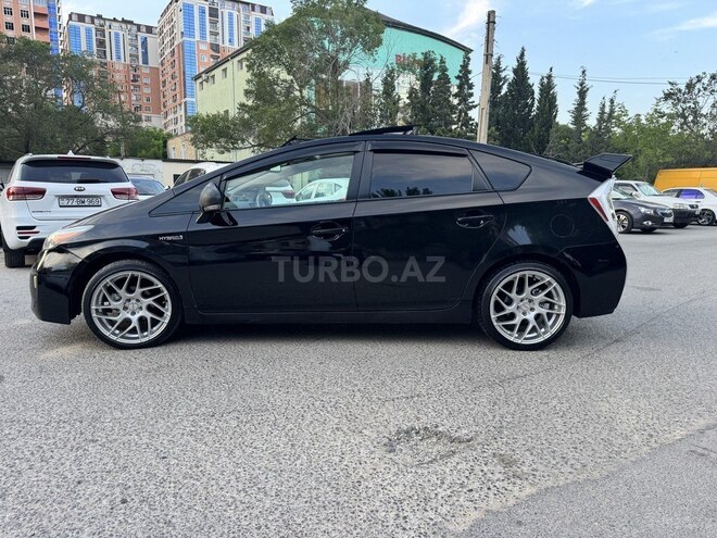Toyota Prius-3