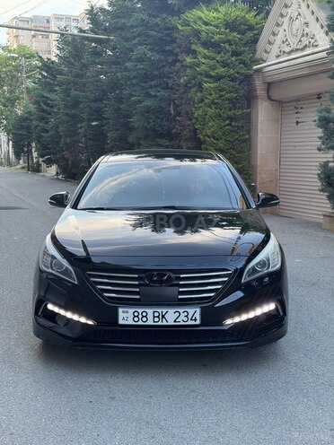 Hyundai Sonata-2