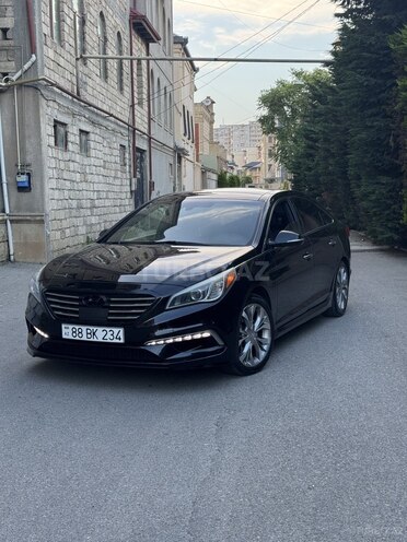 Hyundai Sonata-1