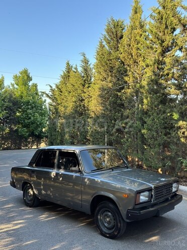 LADA (VAZ) 2107-2