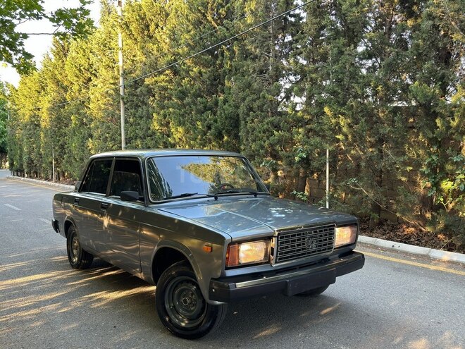 LADA (VAZ) 2107-10