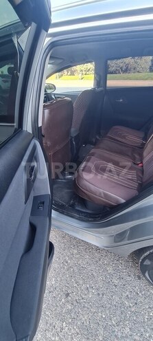 Toyota Auris-11