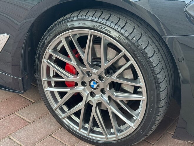 BMW 530-9