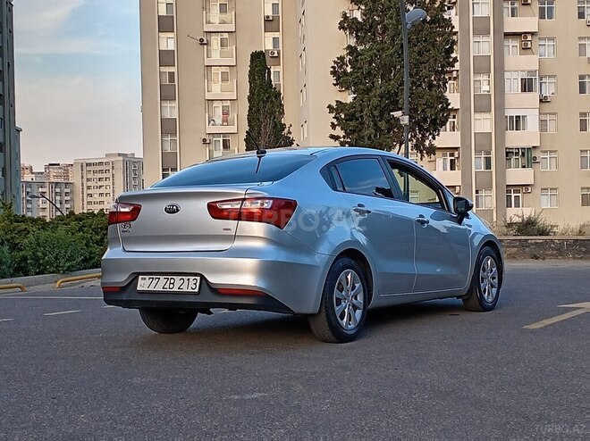 Kia Rio-4
