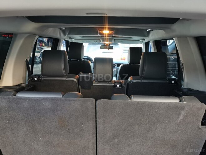 Land Rover Discovery-16