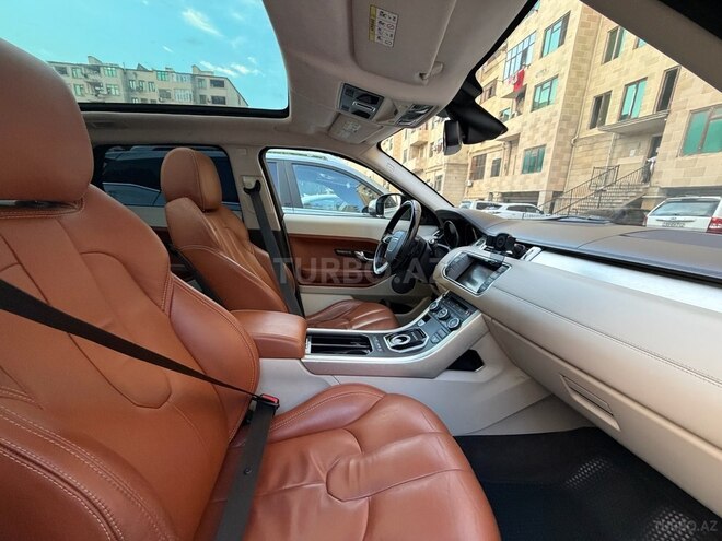 Land Rover RR Evoque-7