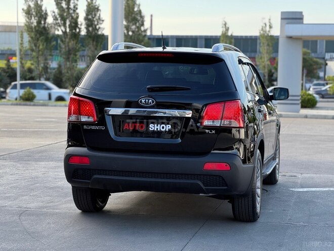 Kia Sorento-4