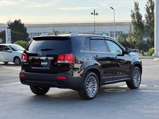 Kia Sorento-2