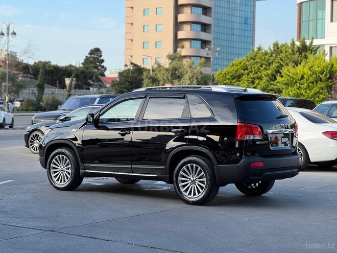 Kia Sorento-9