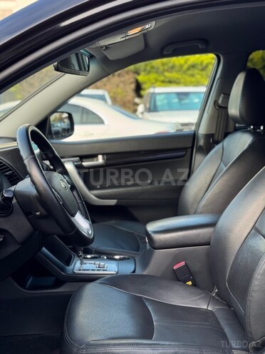 Kia Sorento-25