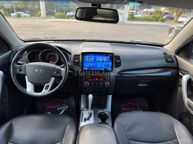 Kia Sorento-20