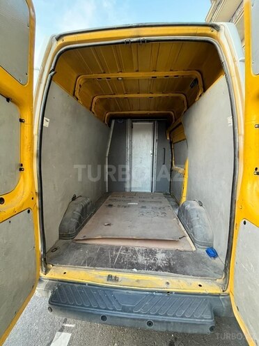 Ford Transit-6