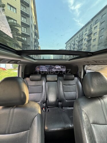 Kia Sorento-12