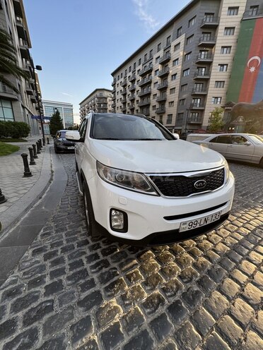 Kia Sorento-14
