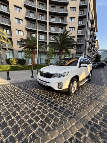 Kia Sorento-2