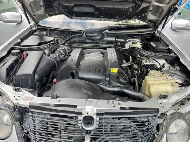 Mercedes E 240-8