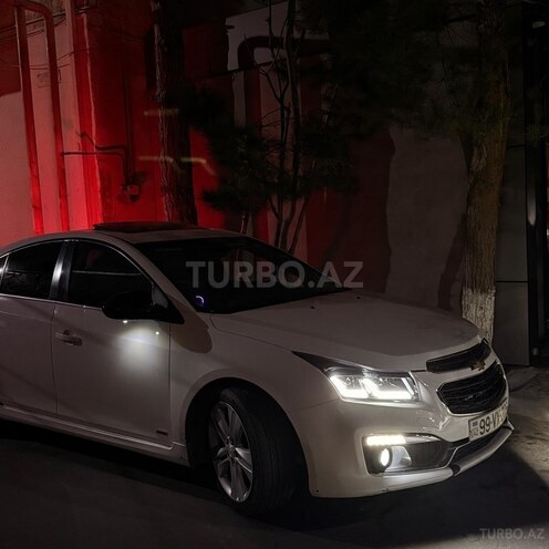 Chevrolet Cruze-17