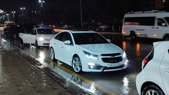 Chevrolet Cruze-16