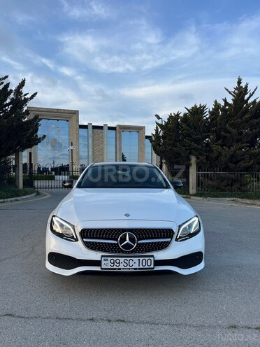 Mercedes E 220 d-9