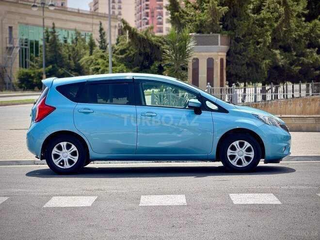 Nissan Note-10