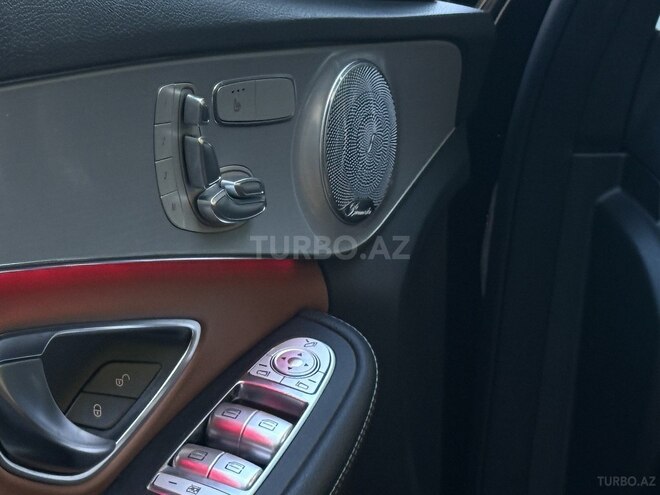Mercedes C 300-8