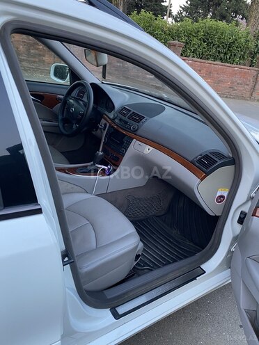 Mercedes E 200-12